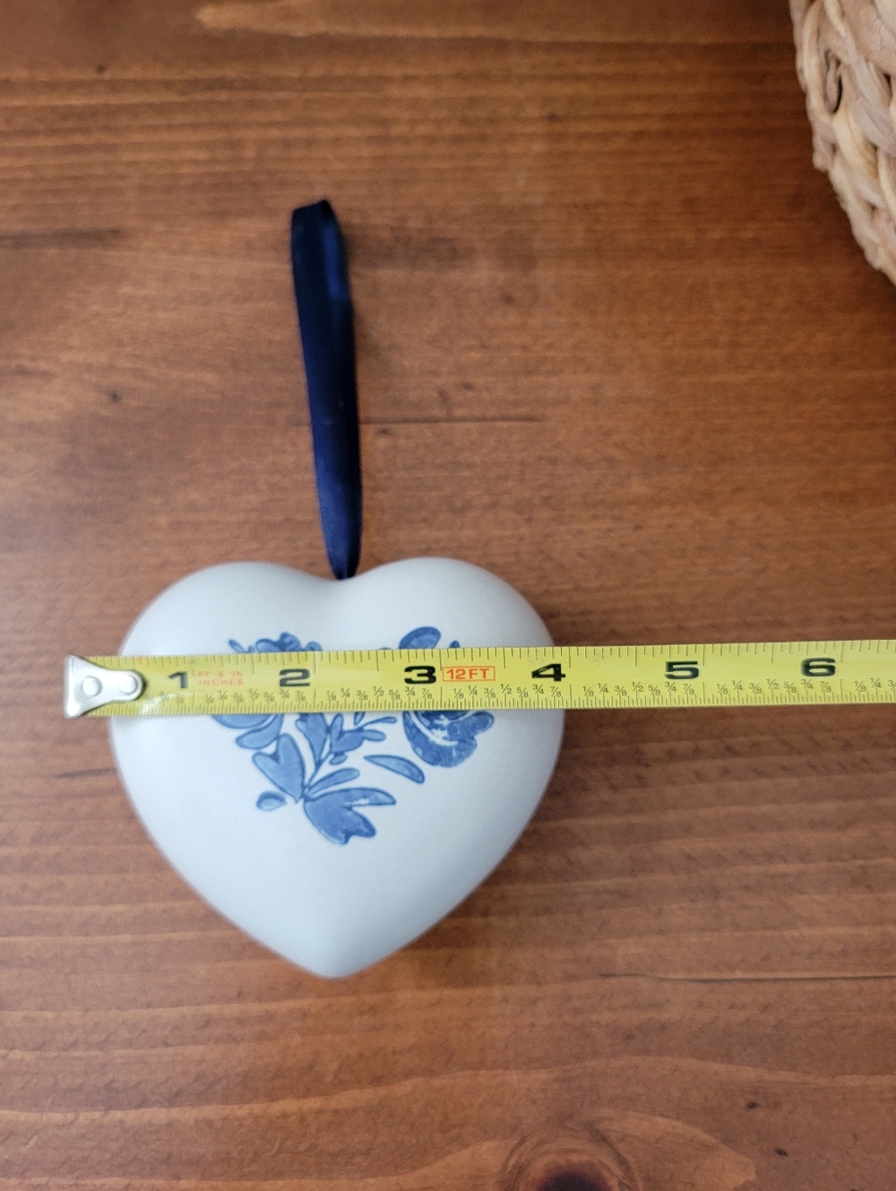 Vintage Pfaltzgraff Yorktown Figural Heart Pomander Potpourri Diffuser Sachet - Picture 9 of 13